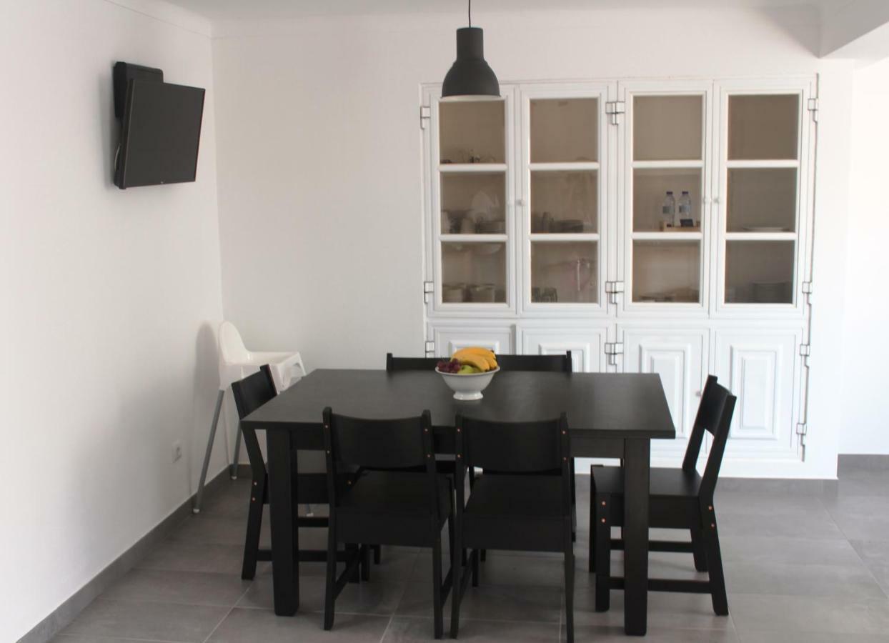 Trivial Pisao - Casa De Ferias, A Sua Familia Ferienhaus Raposeira (Faro)